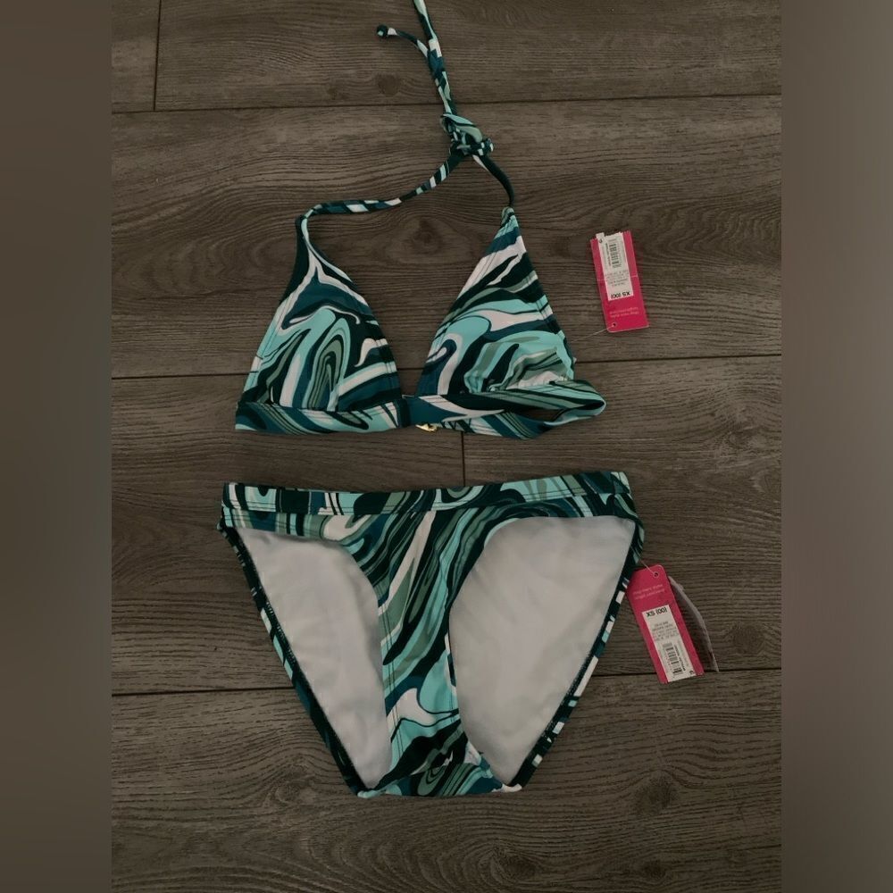 Xhilaration woman’s high leg scoop waist bikini set